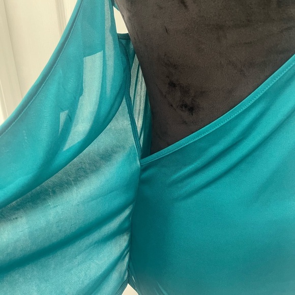 Women’s tops - Picture 5 of 9